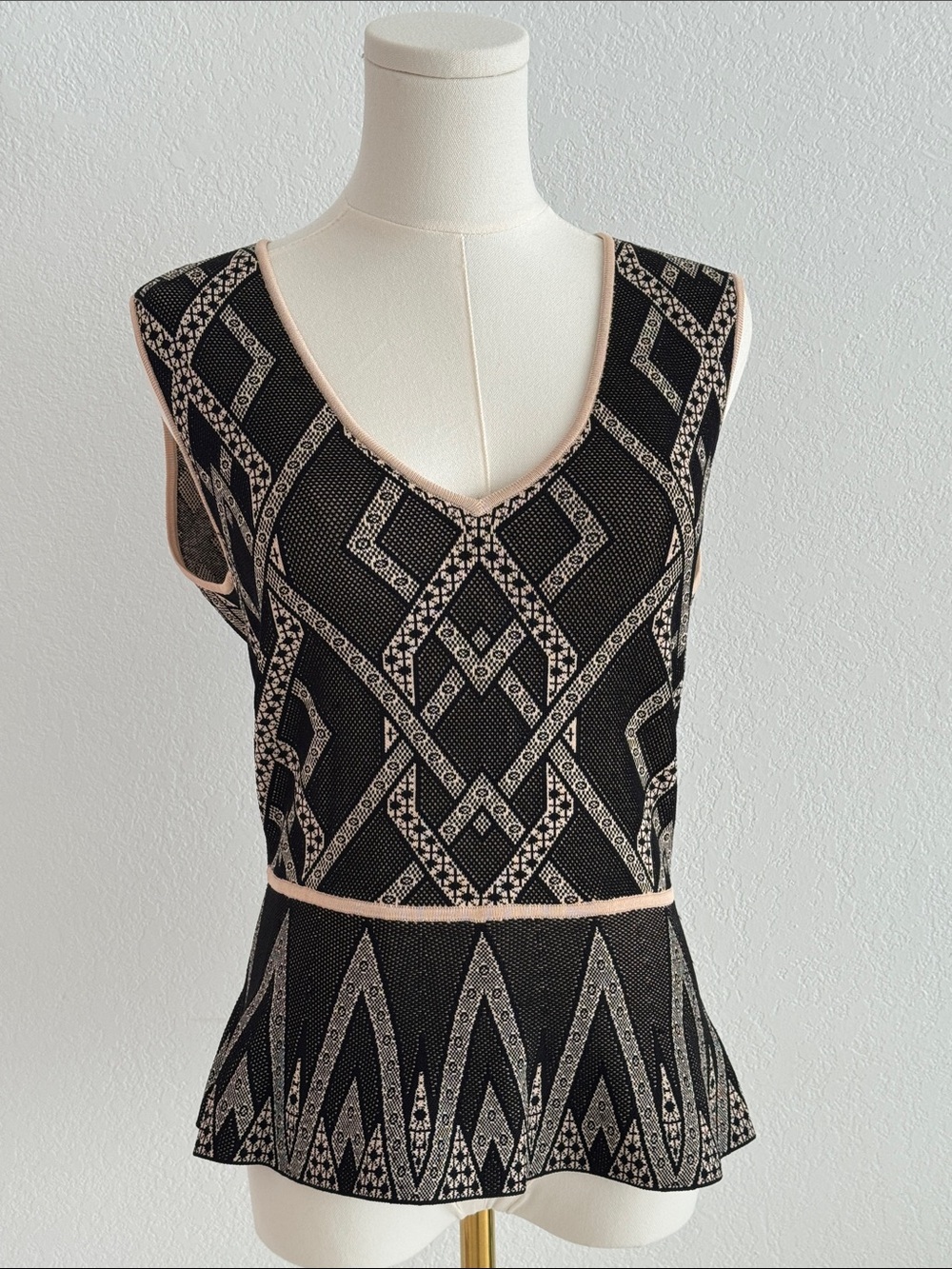 BCBG Black & Beige Geometric Peplum Knit Top small